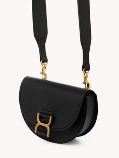 Chloé Marcie Mini Flap Bag | Chloé US Chloe Mini Marcie, Basket Bags, Bags And Purses, Chloe Shoes, Purses For Women, Bag Collection, Wallet Pouch, Pretty Bags, Chloe Marcie