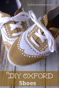 Disney Dapper Day, Diy Vetement, Dapper Day, Shoes Diy, Shoes Vans, Spirit Week, Diy Clothing, Diy Shoes