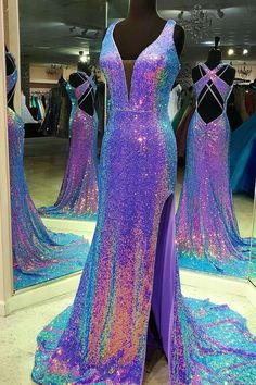 Item Details ： Product Number : fg1460 Fabric: Sequin Sleeves: Sleeveless Back Style: Zipper Size: US 2- 16. Check our Size Chart to get your correct size. Built with bra: Yes Long Formal Dress, Prom Dress Inspiration, Fantasy Gowns, Fairytale Dress, Fantasy Dress, Hoco Dresses