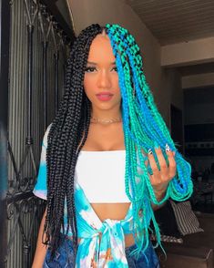 Blue And Green Box Braids, Box Braid Color Ideas, Blue And Green Braids, Rasta Braids, Emma Ellingsen, Colorful Braids, Rainbow Braids