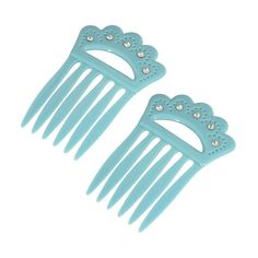 These vintage style hair combs from 1928 are suitable for a variety of hair styles. These vintage style hair combs from 1928 are suitable for a variety of hair styles. Includes: 2 hair combs Dimensions: 1.4 in. x 2.1 in. Metal: alloy Material: crystal Not appropriate for children 14 years old and younger. Size: One Size. Color: Blue. Gender: female. Age Group: adult. Diy Bridesmaid Hair, Chic Fashionista, Jewelry Classic, Comb Set, Crystal Hair Comb, 1928 Jewelry, Vintage Inspired Jewelry, Vintage Style Jewellery, Hair Combs