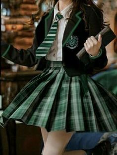 Slytherin Girl Outfit, Cute Slytherin, Cute Slytherin Outfits, Slytherin Aesthetic Outfit