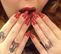 Unghie Nail Art, Red Nail Designs, Nails Done, Red Nail, Minimalist Nails, Funky Nails, Pretty Acrylic Nails