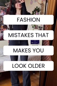 Black Turtle Neck, Celebrity Plastic Surgery, Heath And Fitness, Fashion Fail, Older Fashion, Look Older, Fashion Mistakes, Create Outfits, Style Mistakes