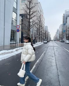 Cozy Cute Aesthetic, Winter Outfit Guide, Japan Outfit Winter, Winter Outfits Korean, Formal Outfit Ideas, Teens Outfits, Korean Winter Outfits, Korea Winter, Winter Outfits Snow