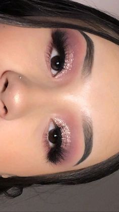 Rose Gold Makeup Looks, Gold Makeup Looks, Mekap Mata, Rose Gold Makeup, Pink Eye