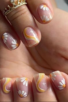 Yellow Nail, Elegant Nail Art, Flower Nail Designs, Spring Nail Art, Stick On Nails, Yellow Nails, Elegant Nails, Nail Designs Spring