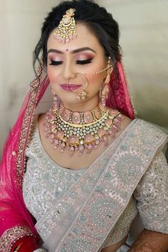 Simply Elegant Bridal Makeup Eye Makeup Red Dress, Soft Pink Makeup, Pink Wedding Makeup, Bride Makeup Natural, Bridal Makeup Ideas, Indian Makeup Looks, Make Up Gold