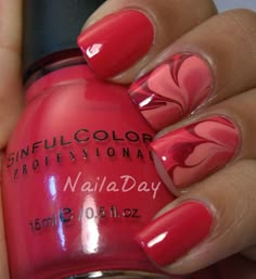 50 Red Nail Art Designs and ideas to express your attitude Water Marble Nail Art, Red Nail Art Designs, Nails 2017, Water Marble Nails, Red Nail Art, Nail Art Techniques, Marble Nail Art, Valentine Nails, Nail Swag