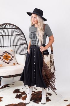 Let's take it back old school with our custom classic cowgirl pearl snap skirts! These gorgeous skirts have a stretchy waistband and can be worn around the waist for a heightened slimming look, or around the hips for a darling combination! Pair with a graphic tee or criss cross basic top! Natural banded waist, below-the-knee length, button front, arrow stitched details on yoke pockets. In soft and dreamy aqua. Pair with muted peachy tan yoke contrast shirt for an ensemble that you will grab agai Womens Western Skirt Outfits, Black Skirt Western Outfit, White Western Skirt, Cowgirl Skirt Outfits, Hean Skirt Fall Western, Western Pearl Snap Outfit, Classic Cowgirl, Cowgirl Skirt, Vegas Outfits