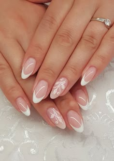 Elegant Nails Flowers, Simple Wedding Nails, Wedding Day Nails, Bridal Nails Designs, Engagement Nails, Bridesmaids Nails, Wedding Nail Art Design, Bridal Nail Art