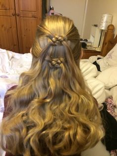 Celtic Knot Hairstyle, Celtic Hairstyles, Celtic Braids, Celtic Knot Hair, Celtic Hair, Medieval Hairstyles, Celtic Knots, Bad Hair