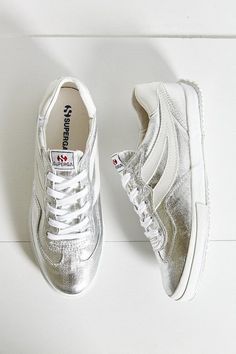 Superga 2832 Cotmetw Metallic Sneaker Silver Sneakers, Metallic Sneakers, New Sneakers, Sock Shoes, Sneaker Head, Tennis Shoes, Leather Sneakers, White Sneaker, Me Too Shoes