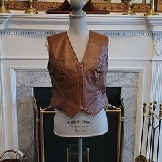 Nwt Deadstock Faux Brown Leather Western Vest From Western Collections. Lined, Zipper Up The Front. #13 Western Style Brown Vest For Western-themed Events, Brown Tailored Vintage Vest, Vintage Brown Vest With Button Closure, Vintage Western Leather Vest, Vintage Leather Vest, Western Vest, Vintage Brown, Vintage Tops, Everyday Outfits