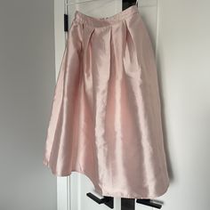 Made By Maniju. Pale Pink Full And Darted Midi Skirt. Size S. Nwt. Gold Zipper In Back. Pink A-line Bottoms For Party, Feminine Relaxed Pleated Skirt For Party, Feminine Pleated Evening Skirt, Elegant Pink Midi Pleated Skirt, Chic Pink A-line Pleated Skirt, Feminine Pleated Full Skirt, Formal Pink Pleated Skirt, Elegant Pink Mini Pleated Skirt, Pink A-line Party Bottoms