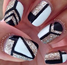 White Gold Nails Design, Black White Gold Nails, Gold Nails Design, White Gold Nails, Black And White Nail, Geometric Nail Art, Manicure Gel, Geometric Nail, Black Nail Designs