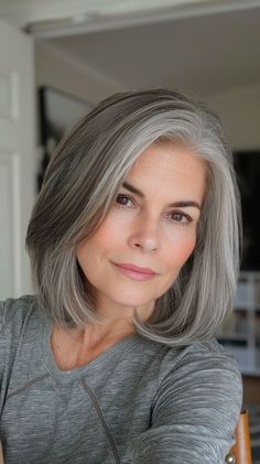 Grey Bob Hairstyles, Grey Hair Transformation, Beautiful Gray Hair, Gray Hair Growing Out, Blending Gray Hair, Gray Hair Highlights