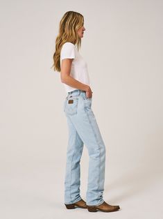 Women's Wrangler® Cowboy Cut® Slim Fit Jean Wrangler Women's Outfit, Wrangler Cowboy Cut Women, Wrangler Womens Jeans, Women’s Wrangler Jeans, High Waisted Bootcut Jeans Outfit, Fall Jeans 2024, Vintage Wrangler Jeans Outfit, Wrangler Jeans Women's Outfit, Wrangler Outfits