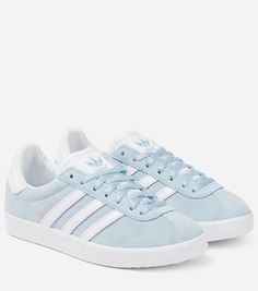 Trendy Shoes Sneakers, Pretty Shoes Sneakers, Shoe Inspiration, Hype Shoes, Blue Sneakers