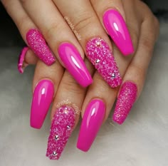 Grandma Nails, Pink Nails With Glitter, Bright Pink Nails, Mani Ideas, Nails With Glitter, Glitter Nails Acrylic, Pink Glitter Nails, Hot Pink Nails, Amazing Nails