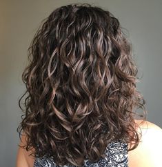 50 Perm Hair Ideas to Embrace Natural Looking Curls Loose Perm, Wavy Perm, Long Hair Perm, Curly Perm, Wave Perm, Perm Hair, Permed Hairstyles