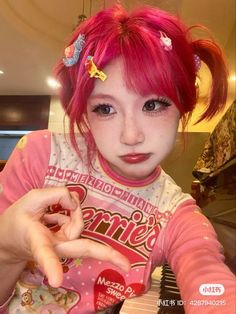 Gyaru Pose Reference, Harajuku Hairstyle, Orange Hair Color Ideas, Orange Hair Color, Gyaru Hair, Hair Color Orange, Weft Hair Extensions, Gyaru Fashion