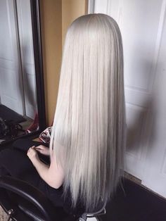 white hair Long Icy Blonde Hair, Icy Platinum Blonde Hair, Snow White Hair, Long Platinum Blonde, White Blonde Hair, Beautiful Blonde Hair, Ice Blonde