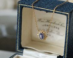 Etsy - Shop for handmade, vintage, custom, and unique gifts for everyone Gem Stone Necklace, Necklace Art Deco, Tanzanite Pendant, Vintage Ocean, Tanzanite Necklace, Necklace Art, Vintage Sapphire, Gold Long Necklace