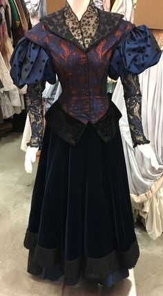 1895 Fashion, Magic Clothes, Neat Casual Outfits, Fantasy Clothes, Fantasy Outfits, Historic Fashion, Hogwarts Legacy, Period Outfit, Costume Inspo