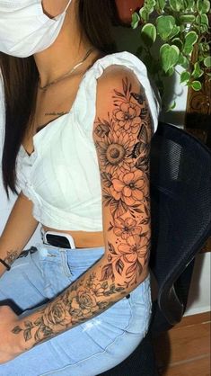 Glowing Tattoos, Mujeres Tattoo, Feminine Tattoo Sleeves, Girls With Sleeve Tattoos, Full Arm Tattoos, Tattoos For Women Half Sleeve