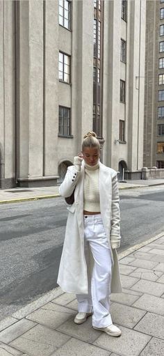 Scandinavian Outfit, Chica Chola, Matilda Djerf Style, Scandi Fashion, Latina Outfits, Stile Hijab, Mode Zara, Quoi Porter