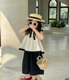 Kids Clothes Girls, Simple Dress Casual, Children Wear, Kids Frocks Design, Kids Dress Patterns, Baby Dress Design, Mode Abaya