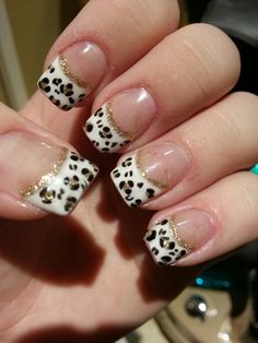 Nail Art Animal Print French Tips, Cheetah Print Nails French Tip, Nail Designs Leopard, Cheetah French Tip Nails, Cheetah Print French Tip Nails, Cheetah French Tip, Print French Tip Nails, Nails French Tip Almond, White French Tips