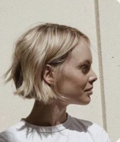 Short Blonde Bobs 2023, Julian Huff Hair, Micro Bob Fine Hair, Short Blonde Hair Square Face, Layered Bob Hairstyles No Bangs, Ear Length French Bob, Layered Bob Asian Hair, Short French Bob No Bangs, Jaw Line Haircuts