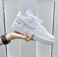 Nike Wedding, Shoes For Wedding Guest, Af1 White, Bling Sneakers, Bride Sneakers, Personalized Sneakers, Wedding Shoes Sneakers, Shoes Air Force, Wedding Sneakers