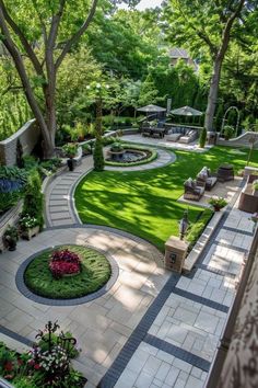 Huge Backyard Garden, Garden Exterior Design, Terrace Garden Layout, Modern Flower Garden, Yard Design Ideas, Garden Layouts, Modern Backyard Landscaping, Garden Design Layout, Patio Garden Design