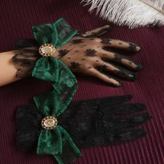 Gloves With Ruffles, Hand Gloves Fashion Outfit, Velvet Gloves Aesthetic, Green Lace Gloves, Lace Hand Gloves, Gloves Fashion Vintage, Lace Gloves Aesthetic, Lace Gloves Outfit, Hand Gloves Fashion