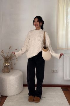 Outfits With Pullovers, Winter Outfits Wide Leg Pants, Aritzia Peggy Sweater Outfit, Casual Cozy Winter Outfits, That Girl Outfits Winter, That Girl Winter Outfits, Chunky Sweater Outfit Winter, Winter/fall Outfits, Modest Winter Outfits Casual