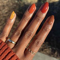 Rainbow Fall Nails, Orange Monochrome Nails, Different Shade Of Orange Nails, Dip Polish Ideas, Fall Rainbow Nail Colors, Autumn Rainbow Nails, Fall Skittle Manicure, Fall Nails Colorful, Fall Mix And Match Nails