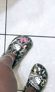 Croc Outfits Black Women, Croc Outfits, Hello Kitty Shoes, Fresh Shoes