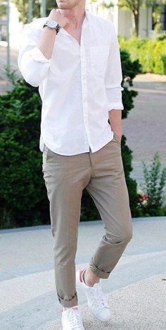 Beach Outfit Men, Mens Summer Outfits, Wedding Outfit Men, Smart Casual Men, Men Fashion Casual Shirts, Smart Casual Style, Casual Chinos, Stylish Men Casual