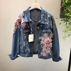 Embroidered Beaded Pink Hole Denim Short Jacket Tops Womens 3D Flower Jeans Coat | eBay Denim Jacket Diy, Autumn Jeans, Flower Jeans, Moda Denim, Mode Hippie, Denim Jacket Fashion