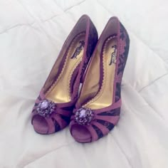 No These Are Beautiful Because They Have Plum And Magenta Mixed Beautiful Bling At The Open Toe- Just Beautiful!! Never Worn An Imperfect Condition!! Midwest Grunge, Mcbling Trashy Y2k, Bob Shoes, Different Types Of Styles, Monster High Fashion, Model Chic, Monster High G3, Pretty Heels, Types Of Styles