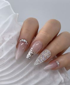 Diamond Nail Designs, November Nails, Shiny Nails, Bride Nails, Diamond Nails, Bridal Nails, Elegant Nails, Luxury Nails, Rhinestone Nails