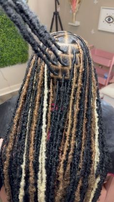 Freshman Hairstyles Black Braids, Soft Locs Hairstyles Peekaboo, Black Blonde And Brown Locs, Small Soft Locs With Color, Locs Hairstyles Weave, Soft Locs Over Dreads, Side Part Soft Locs, Soft Locs With Brown Highlights