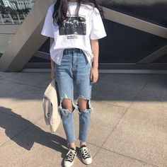 Spine Tattoo and Ripped Jeans: A Bold Fashion Statement Asian Outfits Aesthetic, Mode Ulzzang, Ripped Knee Jeans, K Fashion, Trendy Swimwear, Korean Fashion Trends, Outfit Trends, Asian Outfits, Tomboy Fashion