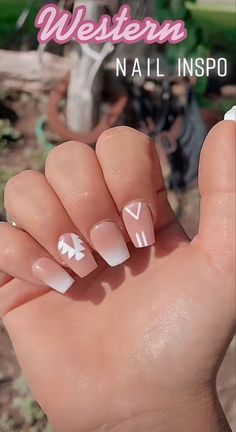 Cute Nail Designs Country, Cute Nail Ideas For School Dance, Ombre Western Nails, Light Pink Western Nails, Western Brand Nails