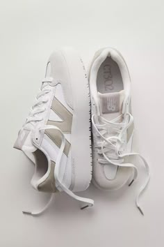 302 Court Sneakers | Free People Europe Tennis Shoes Outfit, Professional Sneakers Women, Cute Shoes Sandals, Cute Shoes Outfits, Womens Tennis Shoes Fashion, Best Womens Sneakers, Summer Sneakers 2024, Fall 2024 Shoes, Everyday Shoes Womens