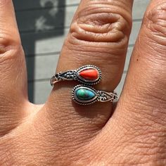 .925 Sterling Silver Genuine Coral & Turquoise Stone Ring Size 9 Makes A Great Thumb Ring! Turquoise Stone Ring, Red Stone Ring, Moon And Star Ring, Silver Diamond Ring, Bow Ring, Thumb Ring, Engagement Ring Sizes, Ring Color, Thumb Rings