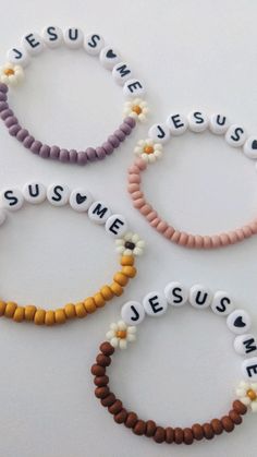 Bible Verse Bracelet, Handmade Baby Items, Homemade Bracelets, Diy Bracelets Easy, Baby Co, Diy Bracelet Designs, Beads Bracelet Design, Jesus Loves Me